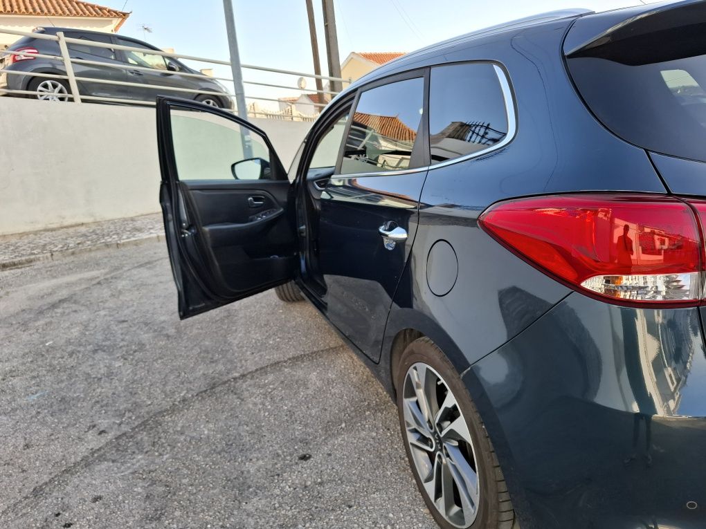 Kia carens 1.7 crdi TX 2018