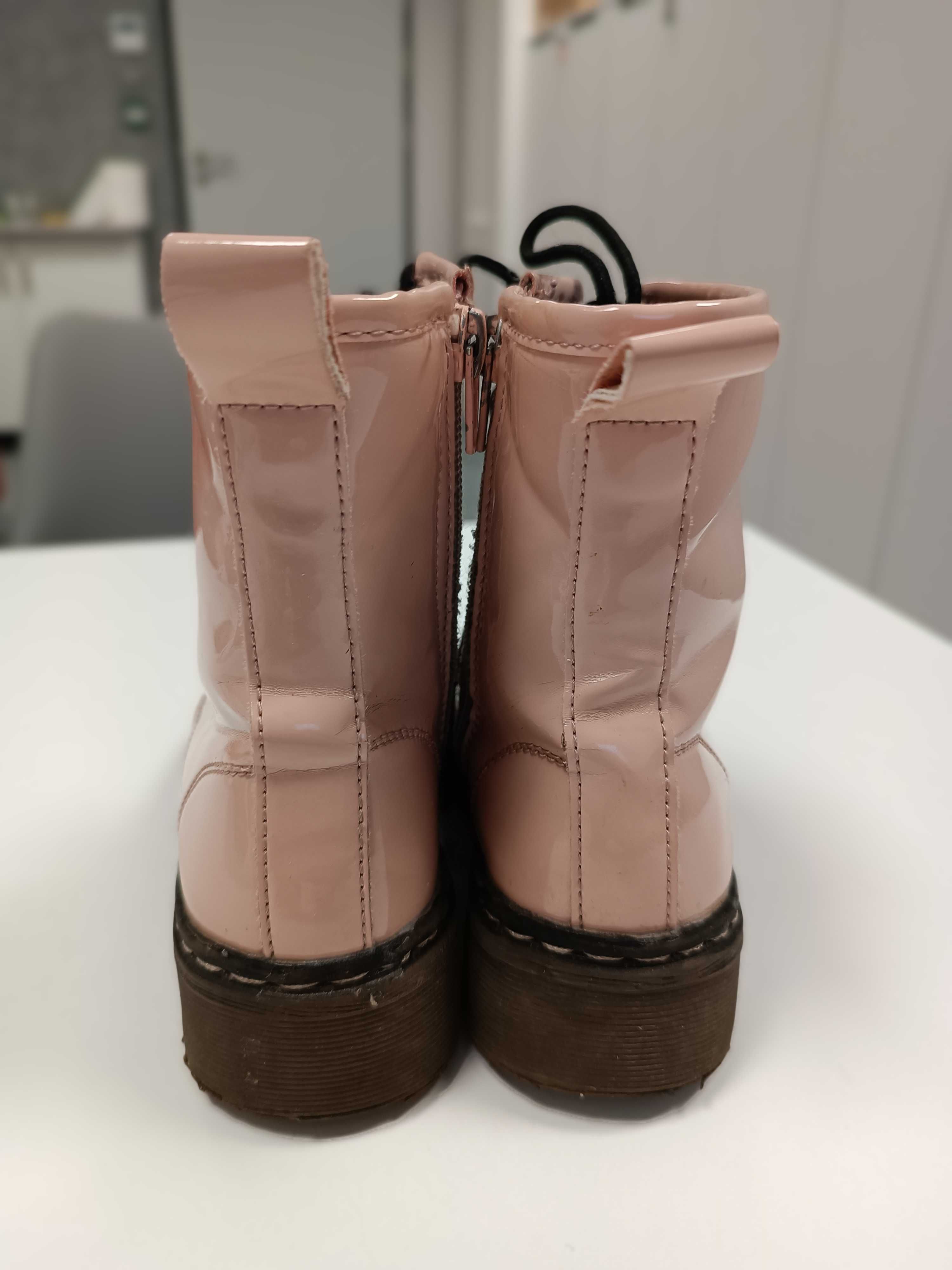 MARTENSY różowe botki lakierowane, reserved rozm. 27, 17 cm