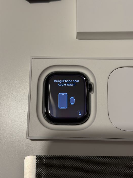 Apple Watch Series 10 WiFi + Cellular