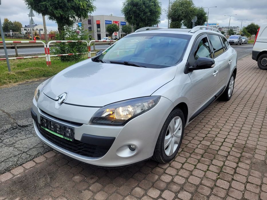 Renault Megane Automatik,śliczny,navi,panorama dach opłacony