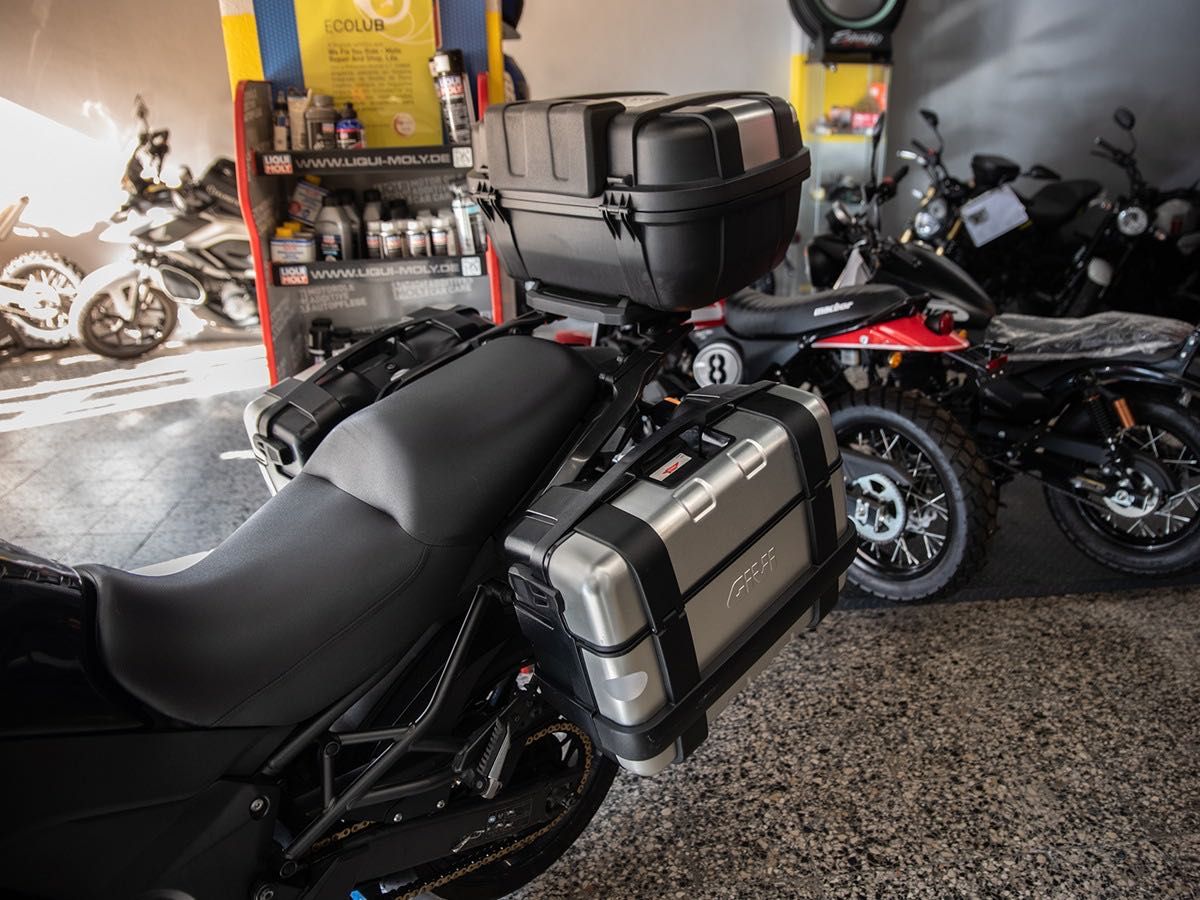 Kawasaki Versus 1000 de 2015 Optimo estado, ABS, CrashBars, Malas Givi