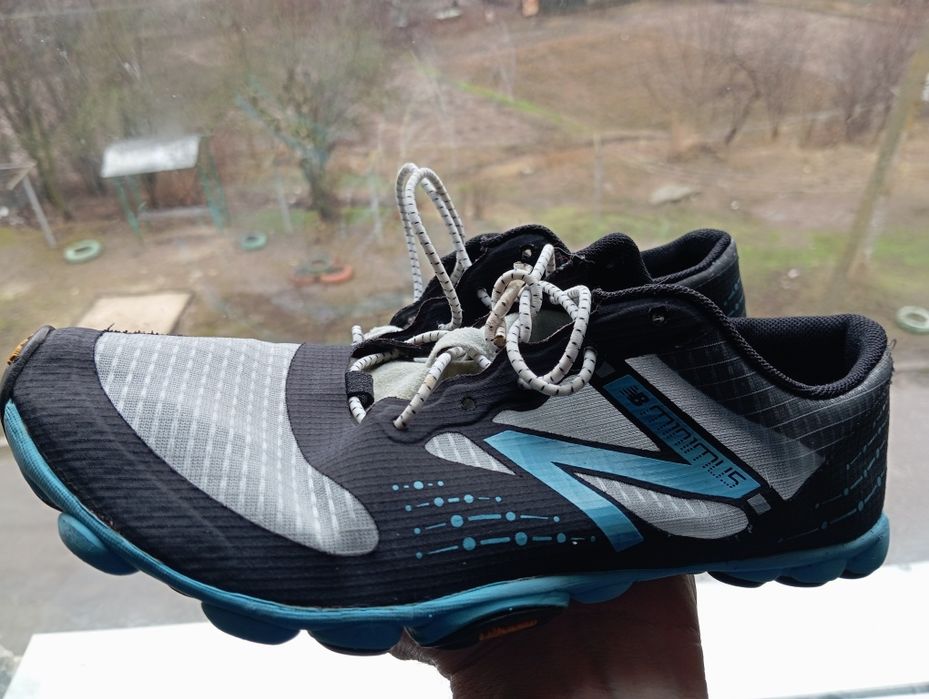 Невесомые беговые кроссовки New Balance Minimus Trail 00 37,5