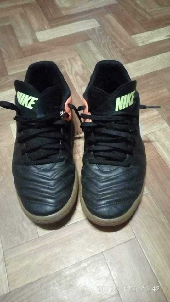 Nike TIEMPO X 40р.