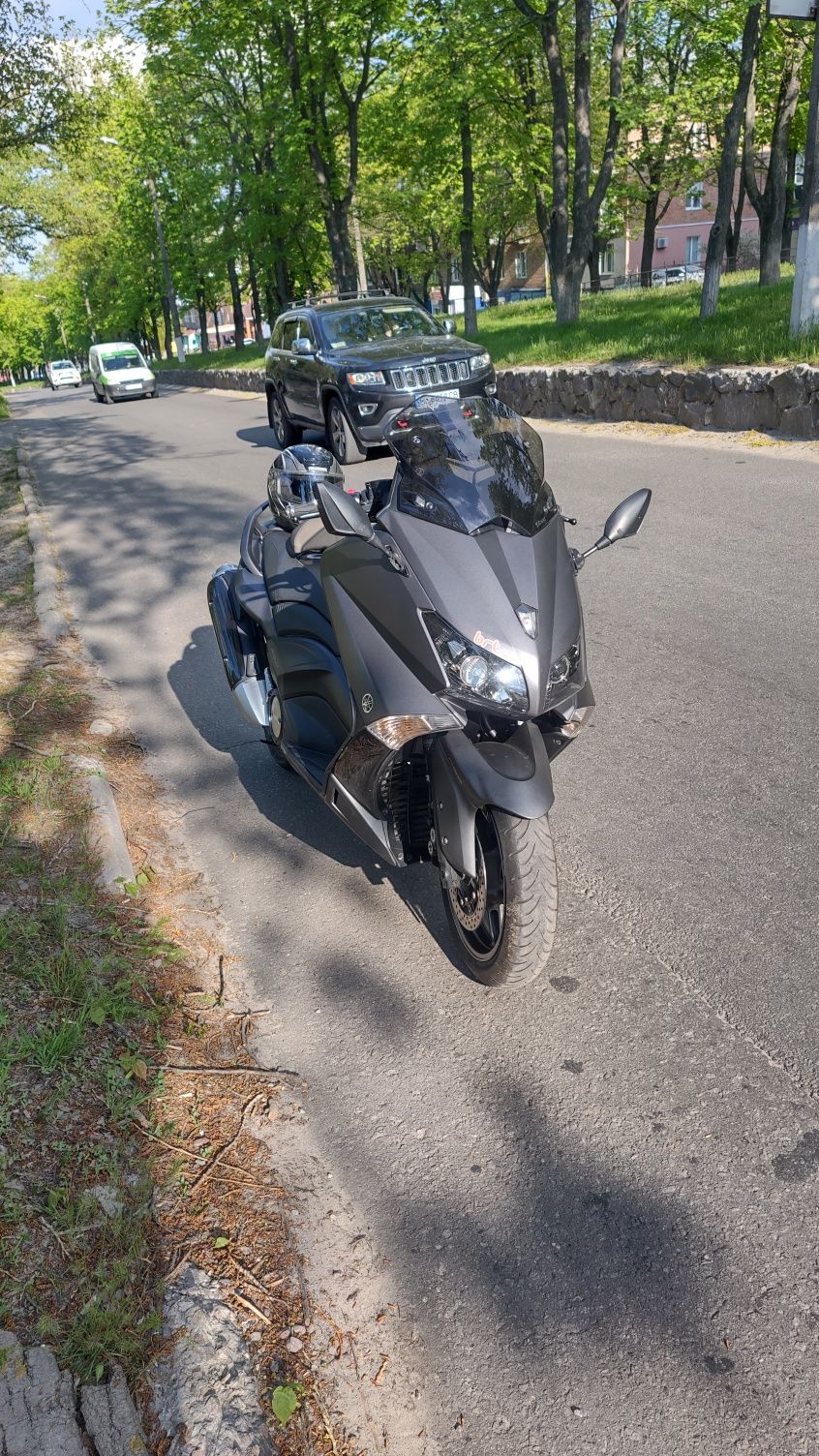 Yamaha t-max 14 года