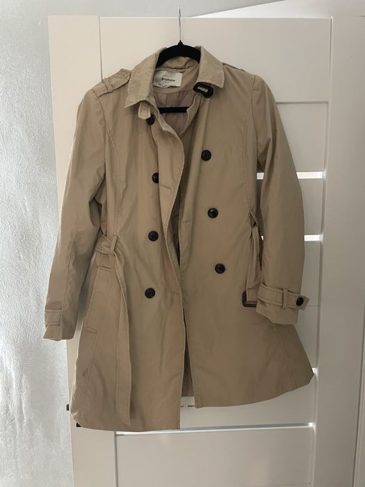 Стильний та зручний тренч