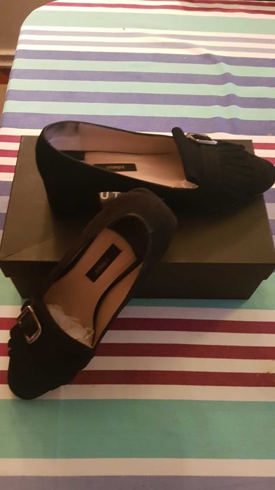 Sapatos UTERQÜE em Pele