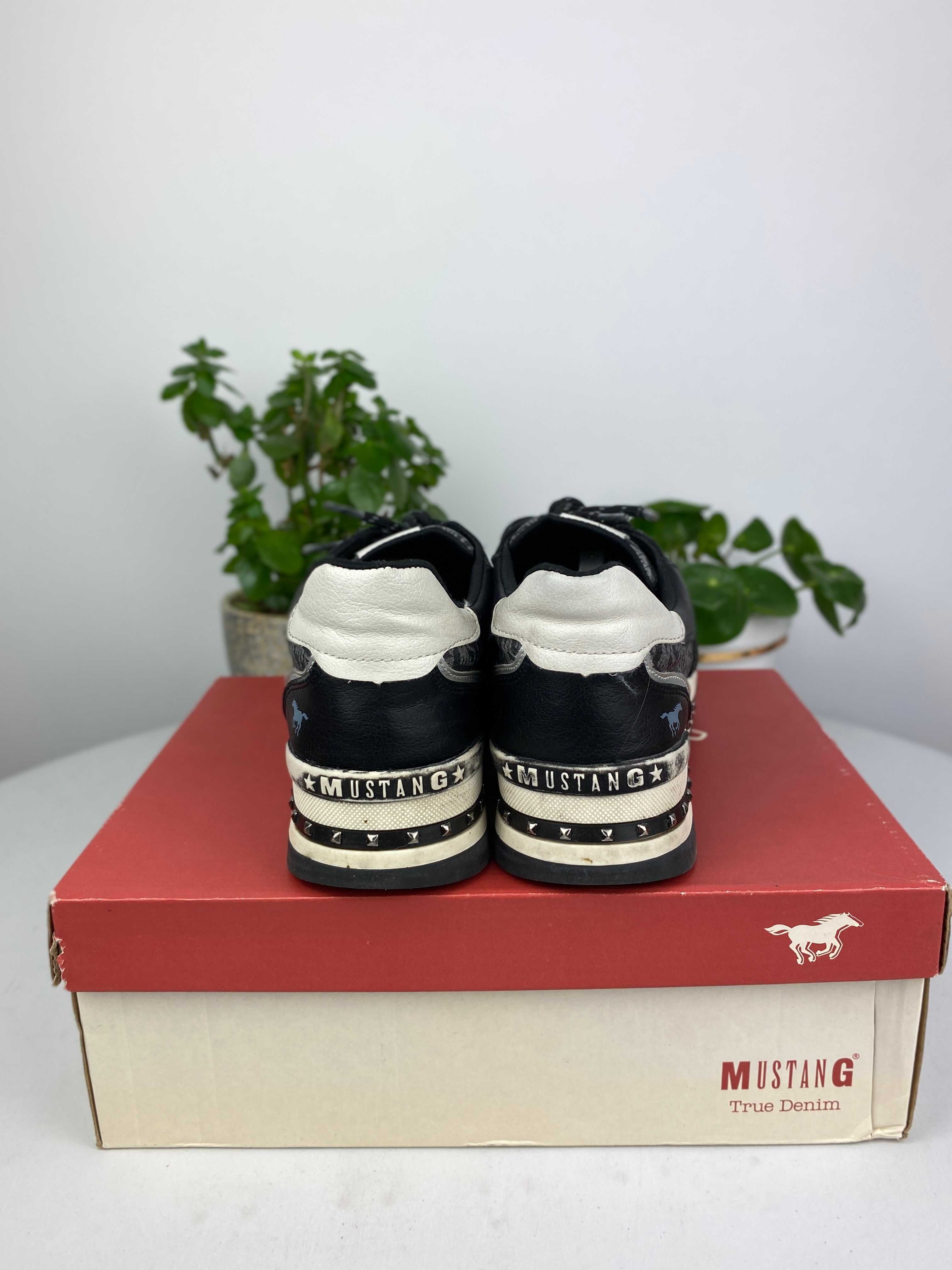 białe czarne beżowe buty sneakersy mustang r. 38 n126