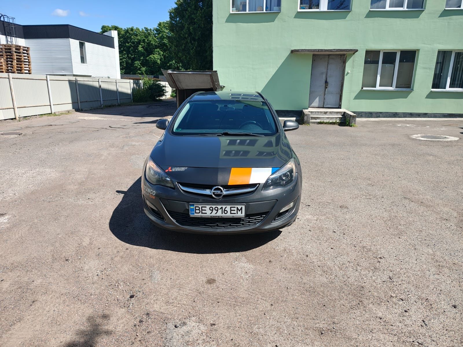 Opel astra 2014 дизель 2л