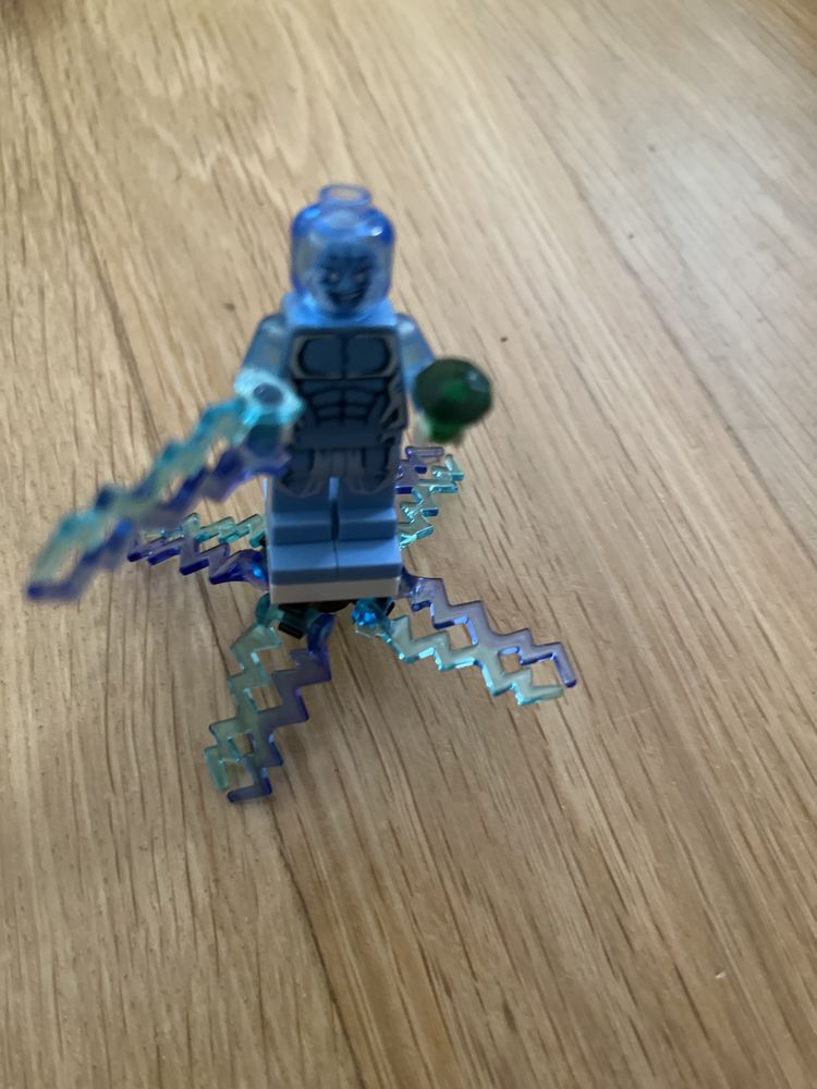 Lego spider man 76014