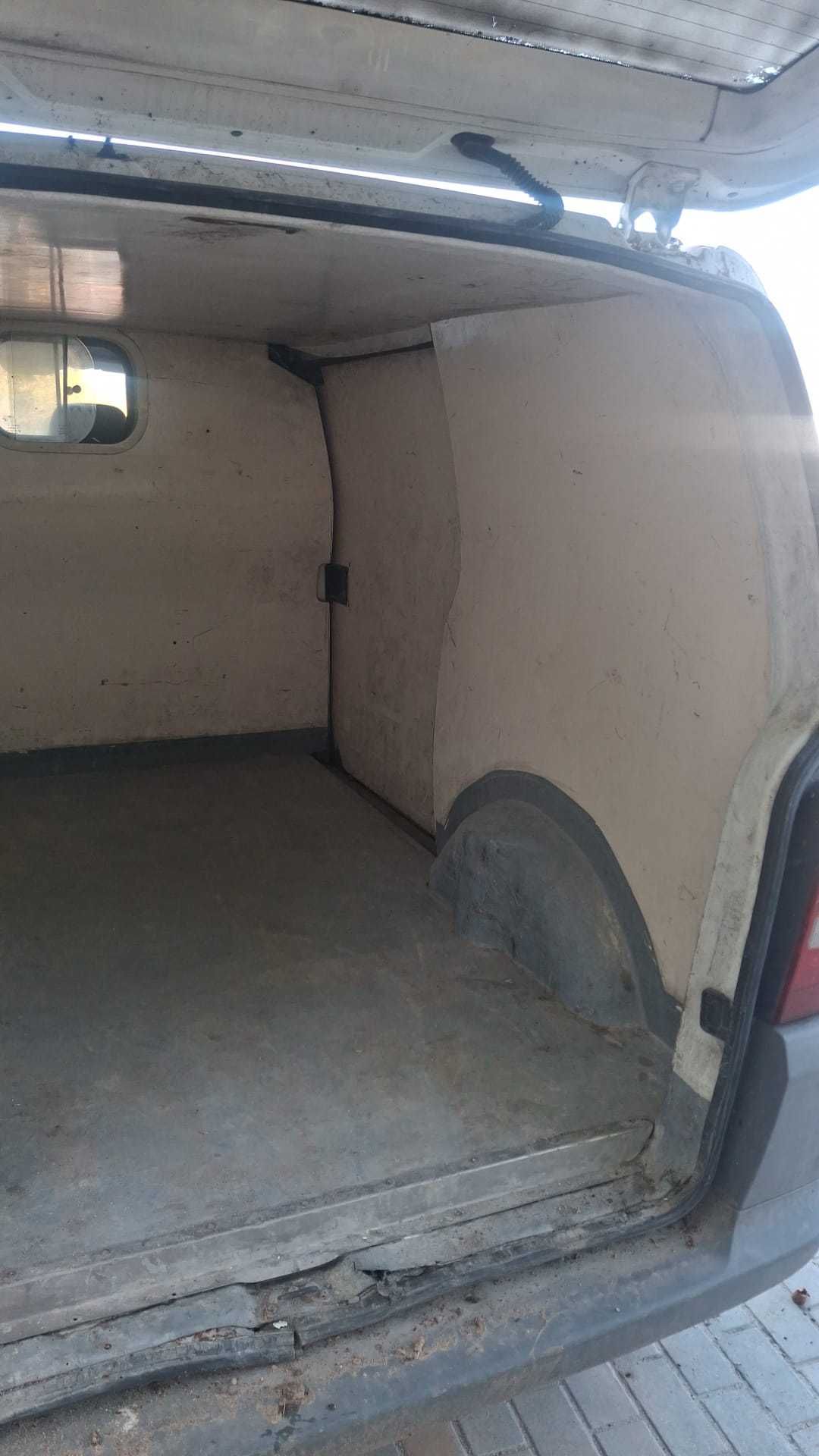 Mercedes BENZ VITO 108D