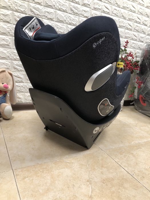 Автокрісло Cybex Sirona Z i-Size 360 Група 0/+1 (0-18 кг) сайбекс