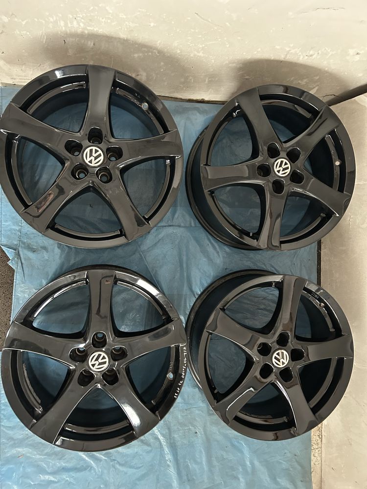 412 Felgi Aluminiowe Volkswagen Golf IV VW Polo R 17 5x100 Czarne