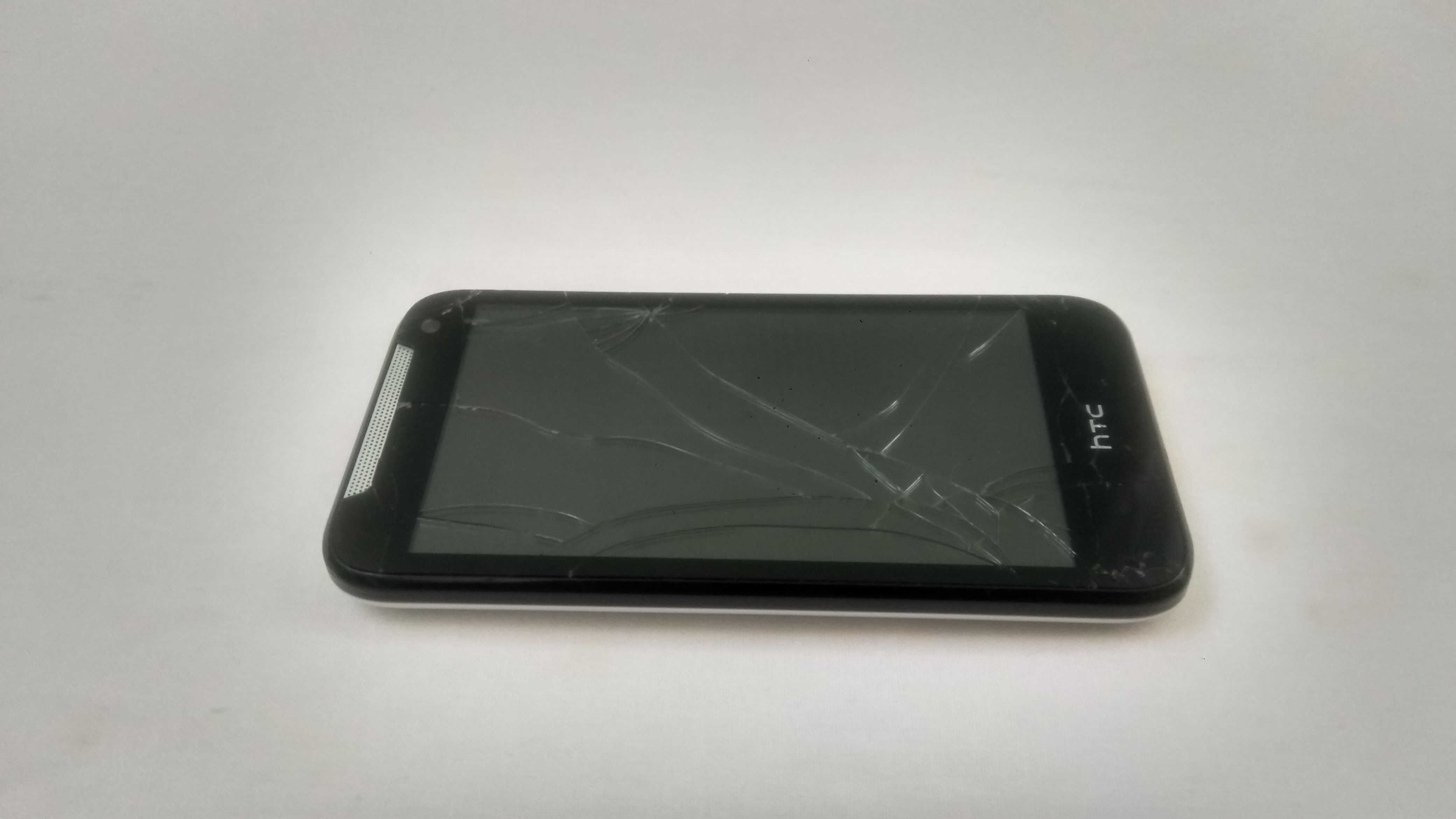 Смартфон HTC Desire 310

Неробочий