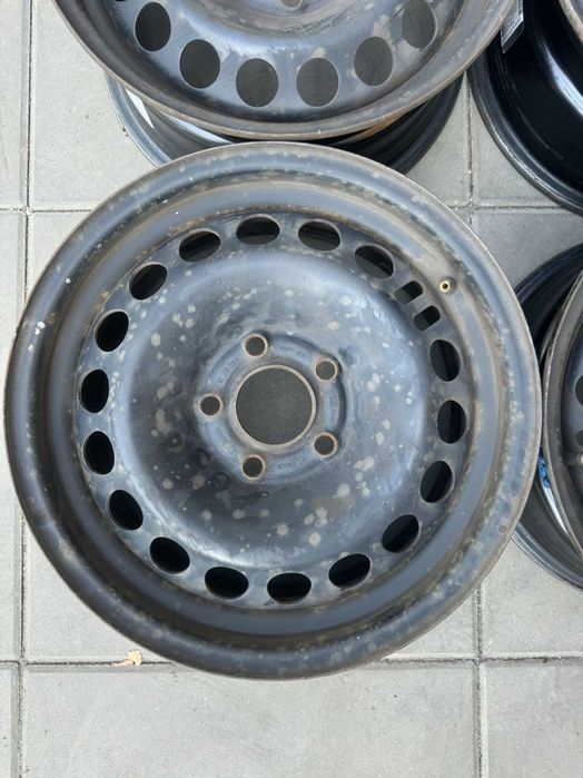 Felgi stalowe 6.5Jx15H2 ET35 5x110 z czujnikami TPMS Opel Astra Zafira