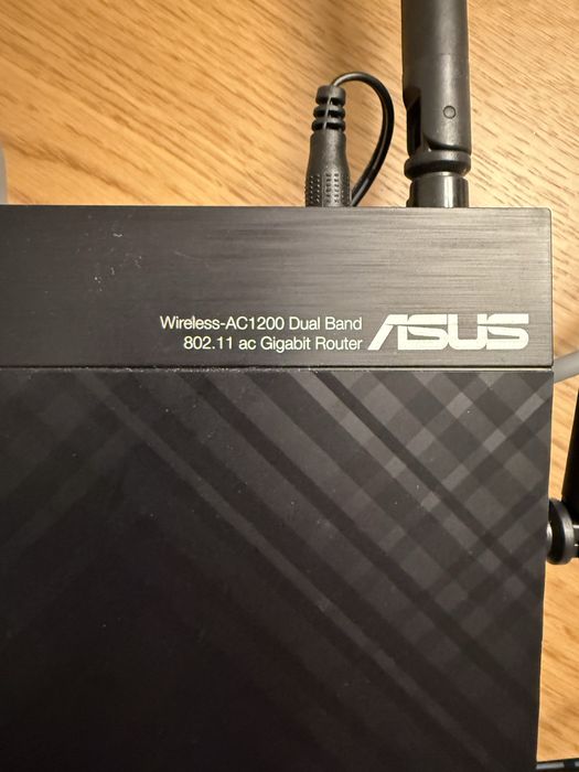 Router ASUS AC1200