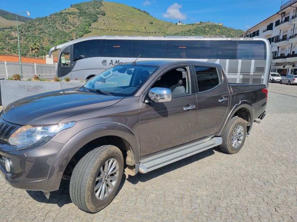Mitsubishi l200 space cab