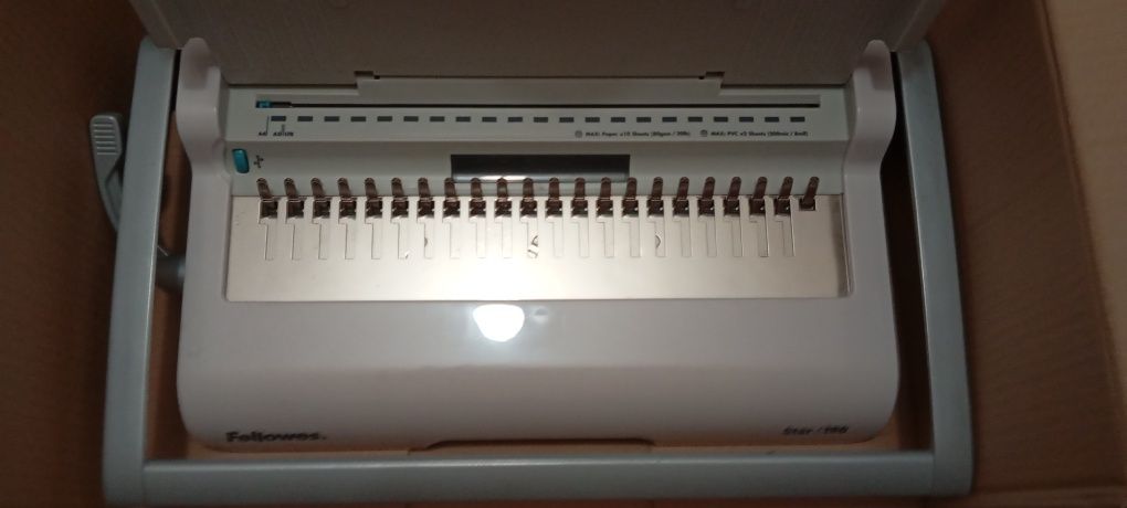 Encadernadora Fellowes Star 150