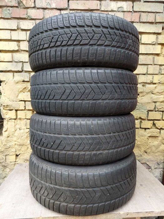 Шини б/у 225 45 R18 Pirelli Winter Sottozero 3