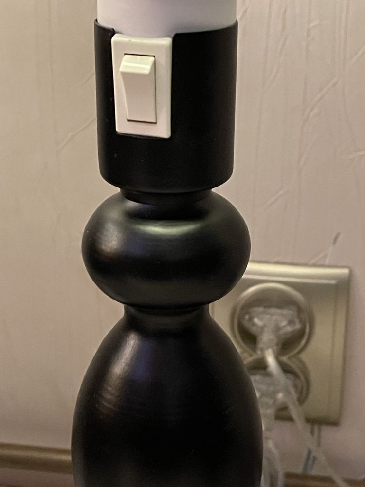 Piekne Hiszpanskie lampy stojace