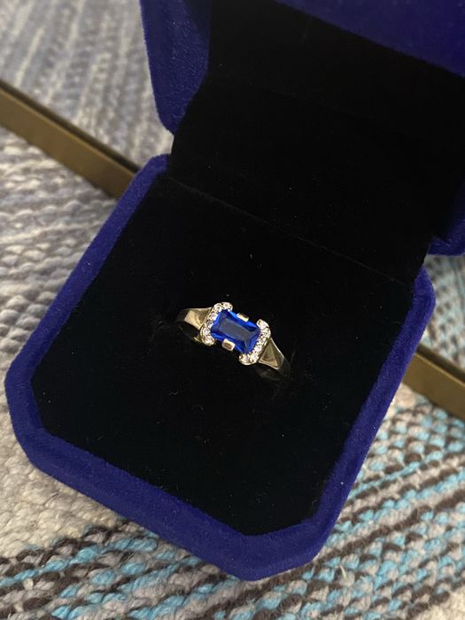 Pierścionek ZŁOTO 333  NOWY Zaręczyny szafir cyrkonie 2gKruk Yes