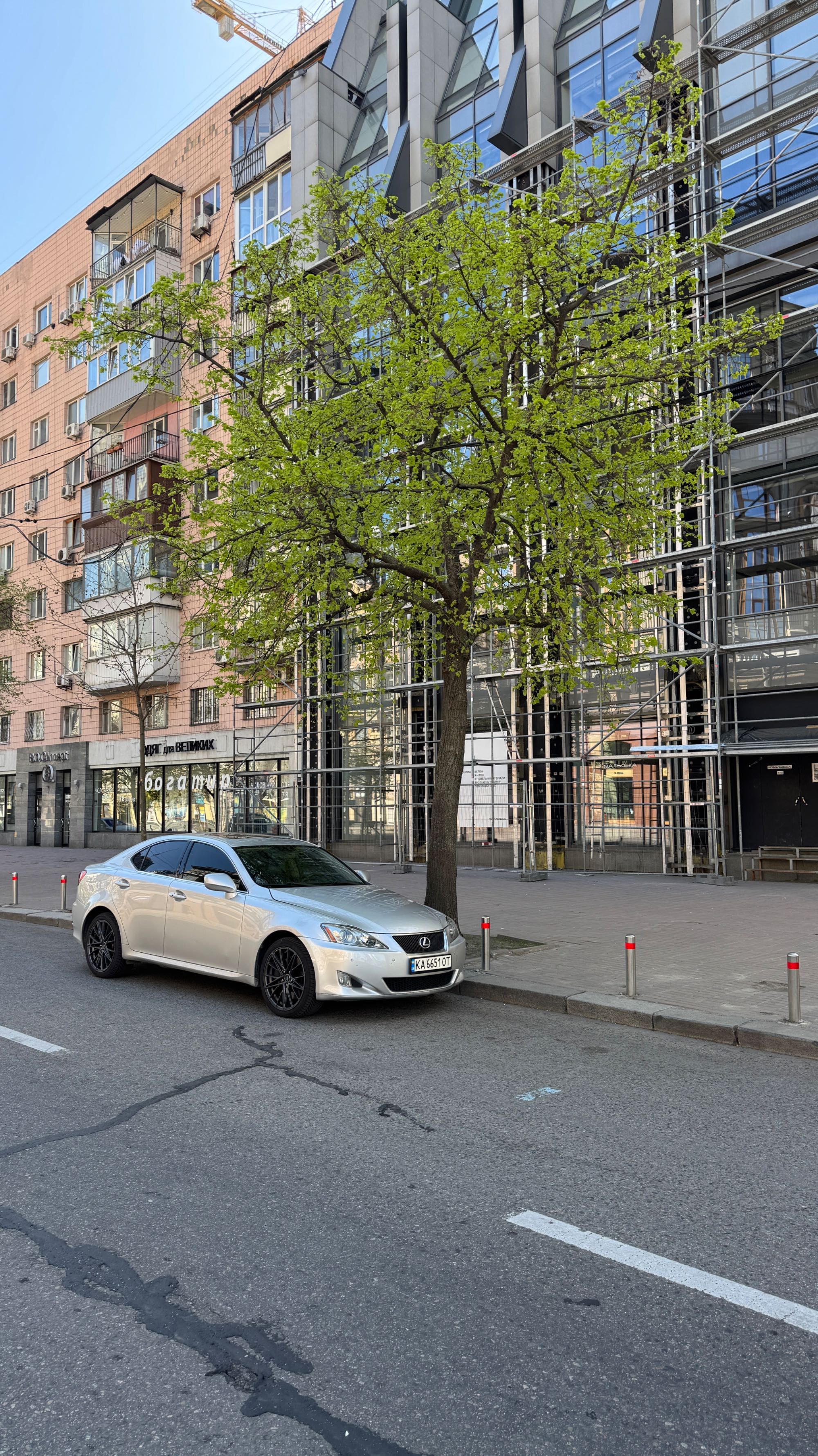 Продам Lexus is 250 awd 2007