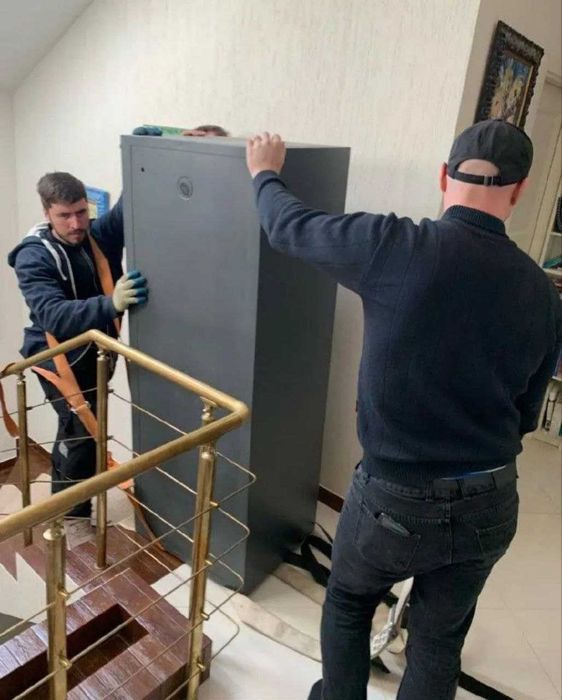 Грузчики город Харьков, Заказать грузчика на час, Услуги грузчиков