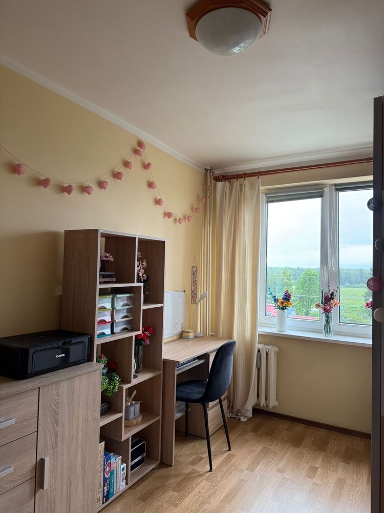 Sprzedam zadbane, dwu pokojowe mieszkanie z balkonem w Michalowie
