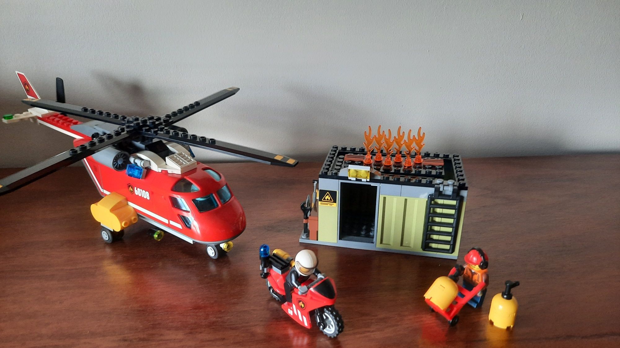 Lego City Bombeiros 60108 VOLTAR