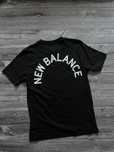 Футболка New Balance.
