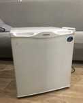 Мини холодильник Samsung SG06DCGWHN