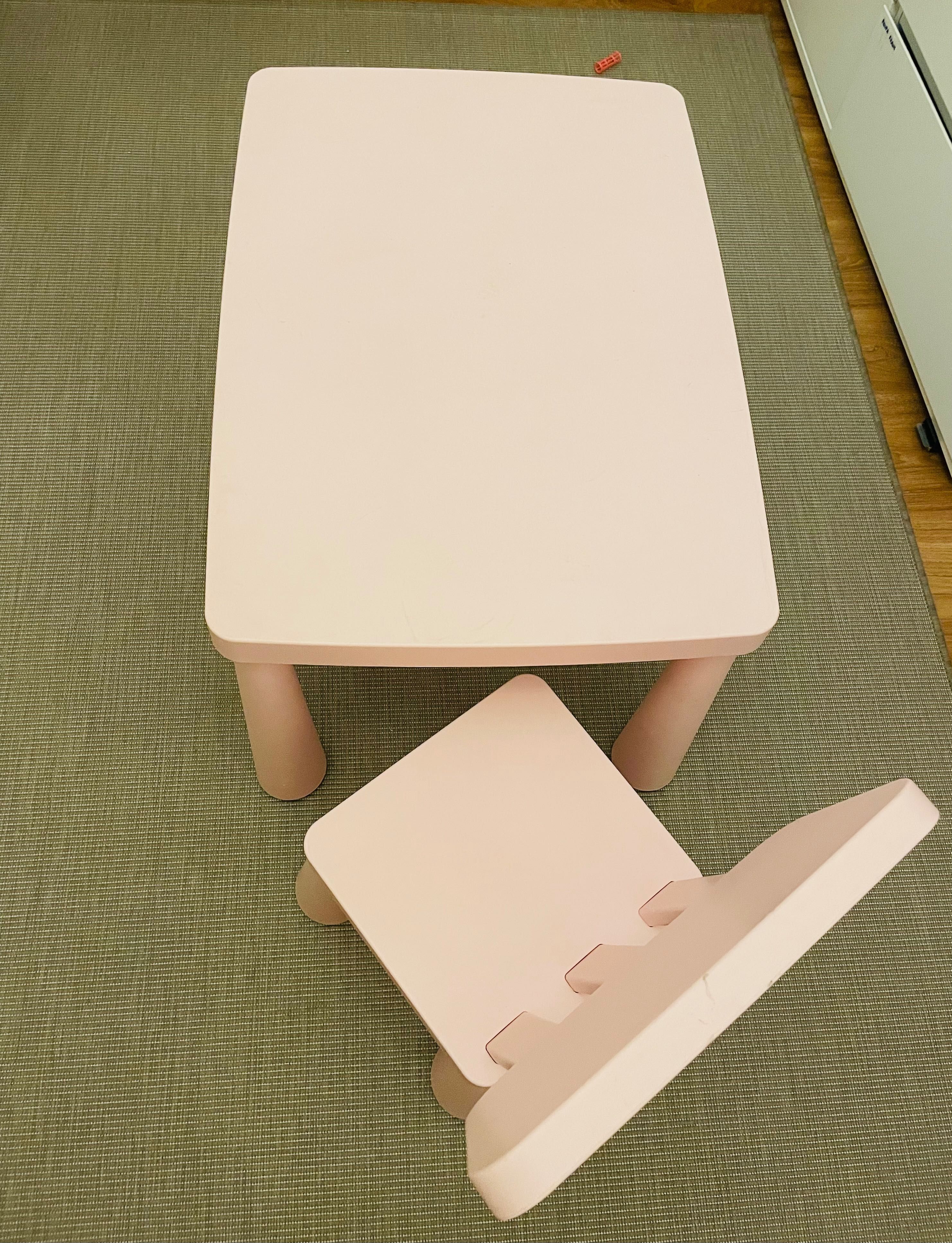 Conjunto mesa e cadeira de crianca