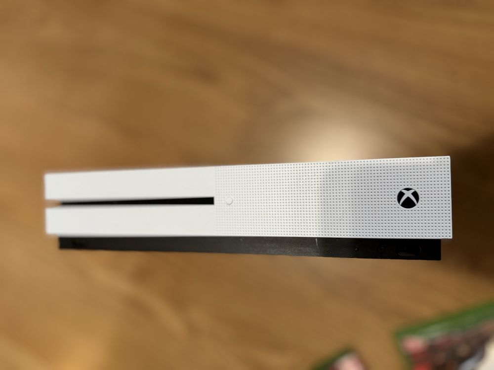 xbox series one S 1TB