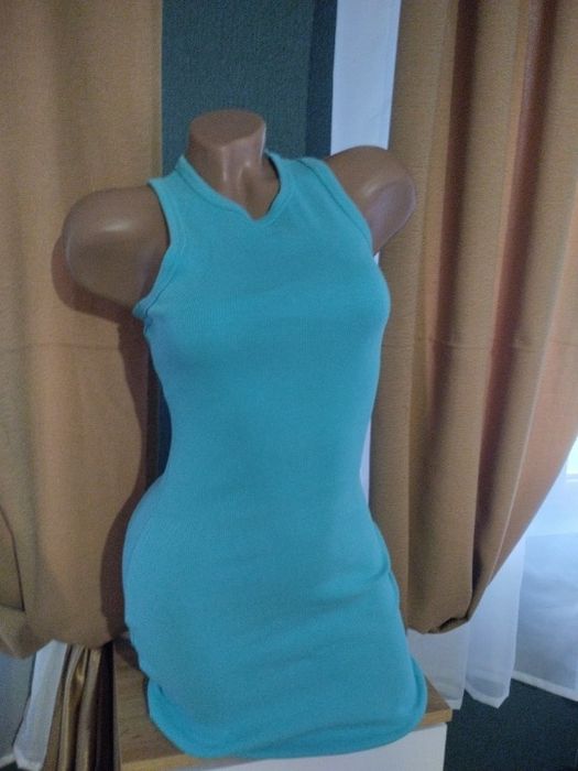 сукні міді жіночі по 150 грн