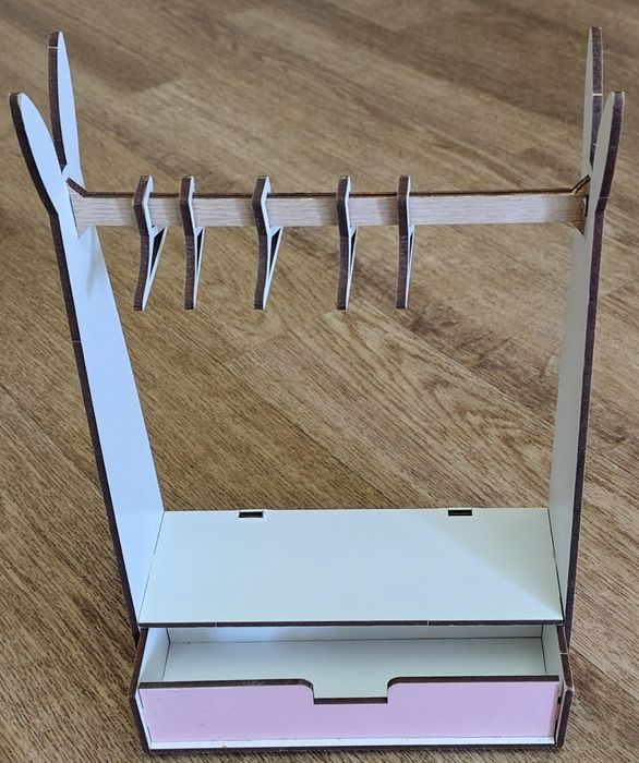 ляльковий будинок з меблями