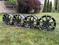 Piękne oryginalne felgi mazda 16” 5x114.3