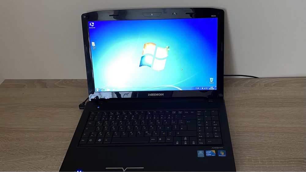 Medion Akoya E6214