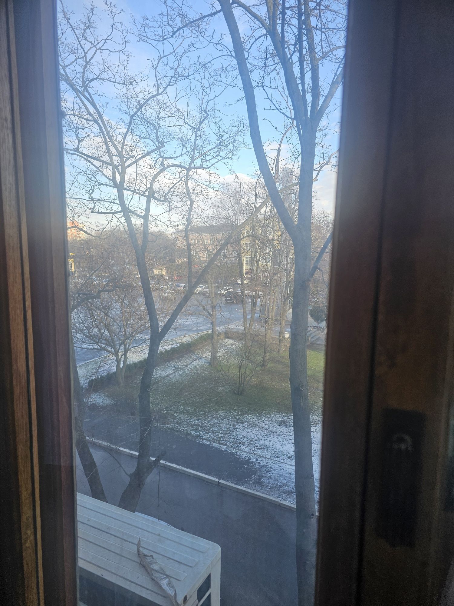 СДАМ ПОСУТОЧНО2к.в центре в парке Бабаева