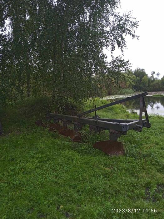 Продам плуг 6копусов