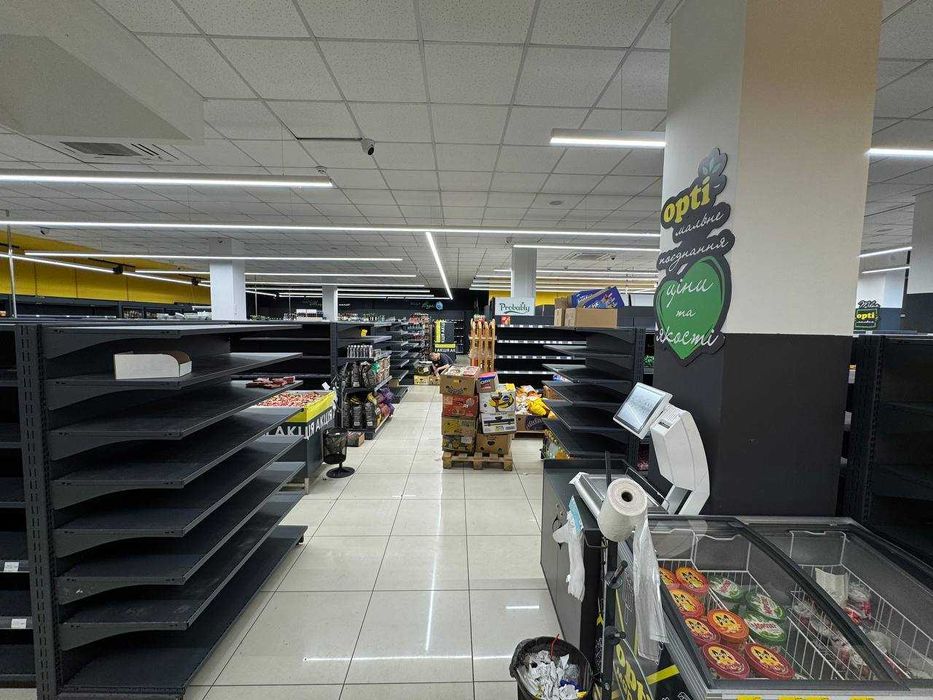 Оренда 230,3 м2 / 1-й поверх / вул. Нескорених 14/ ТЦ Джокер