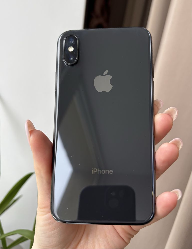 Телефон Apple iPhone X, XS