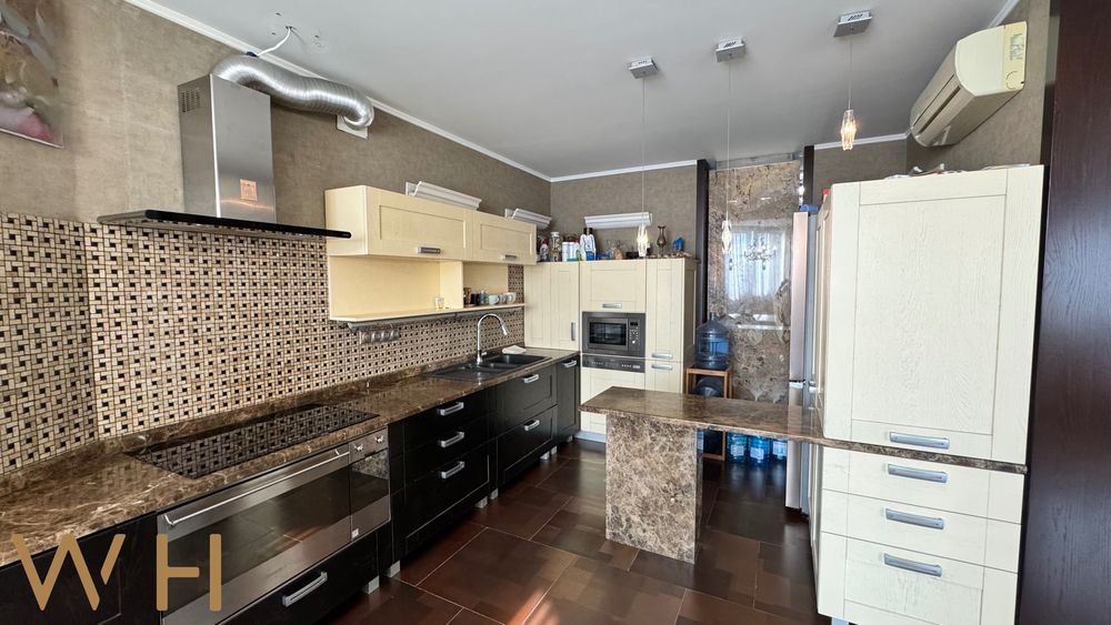 Продаж пентхаусу 239m² 5 кім. Вул. Срібнокільська 22, Осокорки Позняки