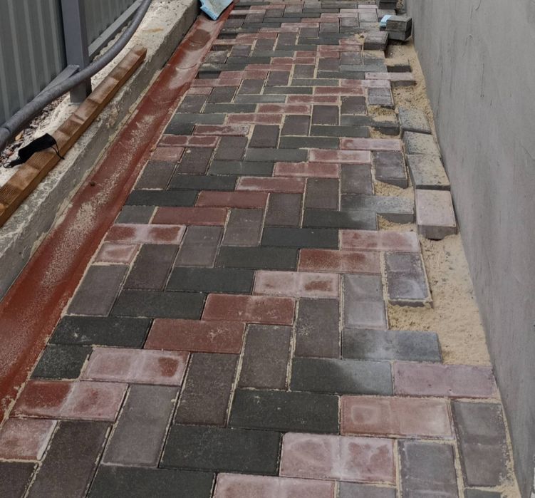 Продается1/2часть дома на ХБК.