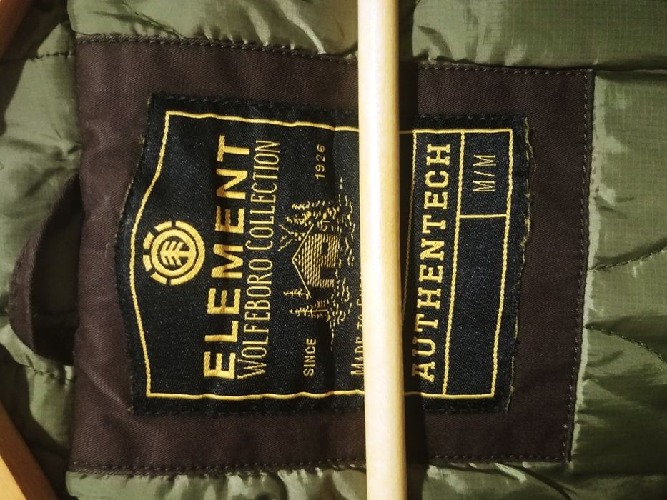 Casaco element em bom estado