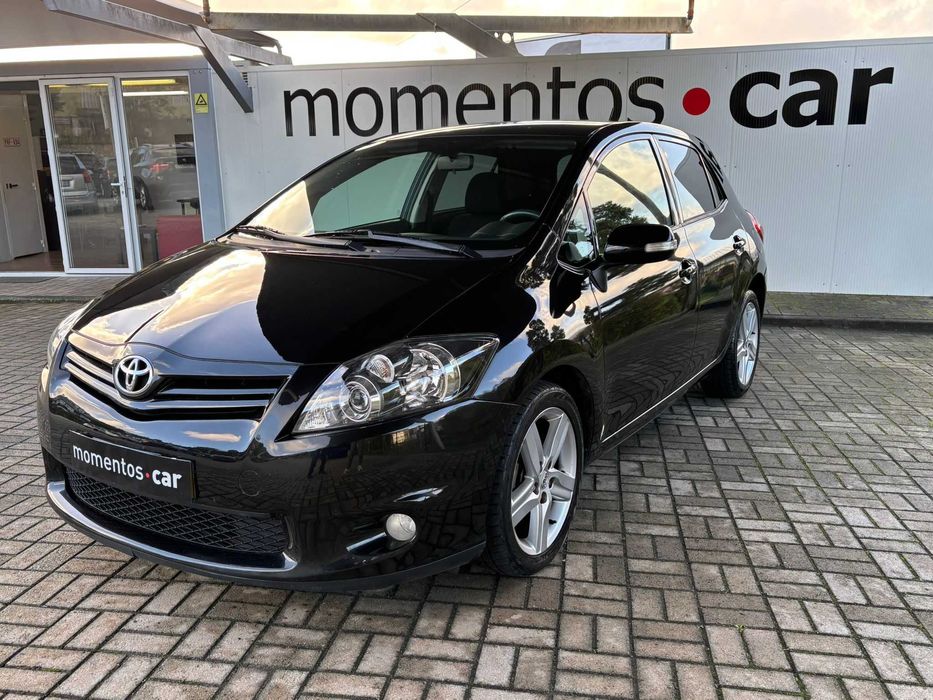 Toyota Auris 1.4 D-4D Exclusive+Pack Sport+VSC
