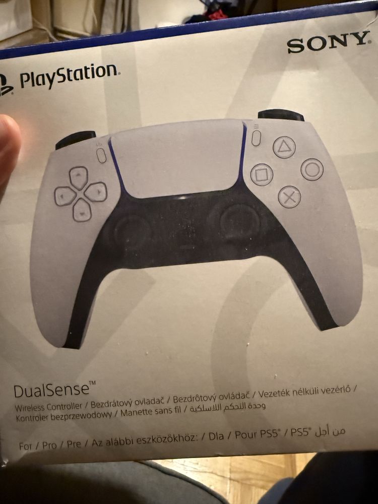 DualSense, kontroler PS5