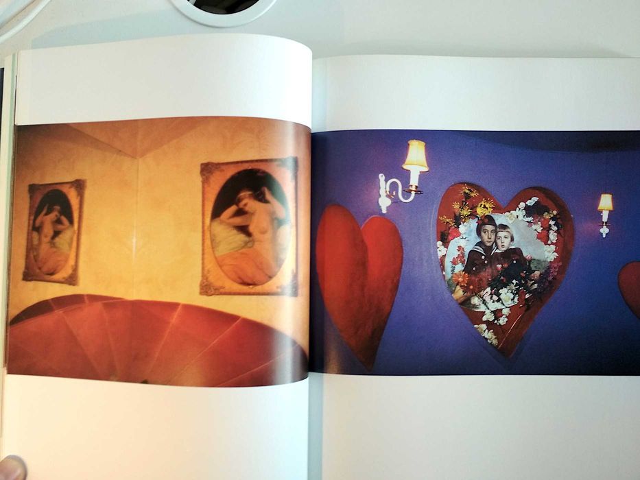 Taschen - Emotions & Relations [porte incluído)