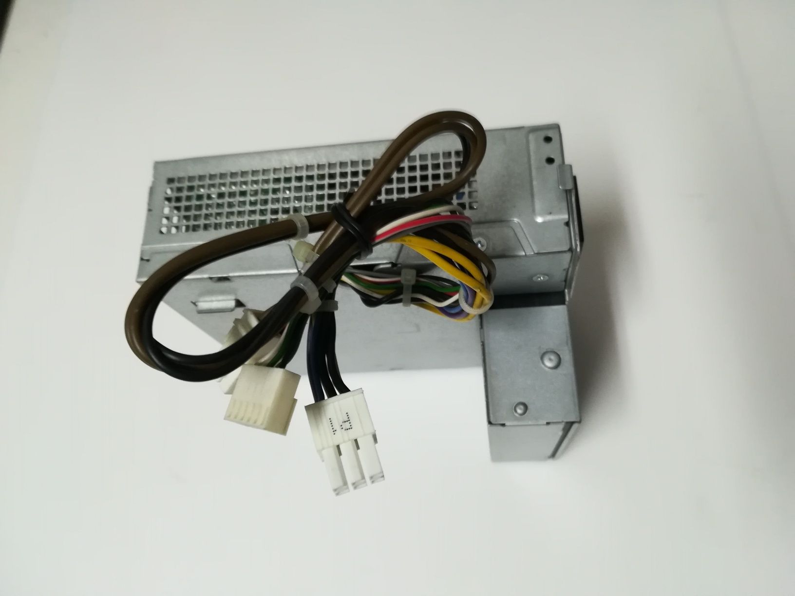 Fonte alimentação para HP Elite 8000 SFF