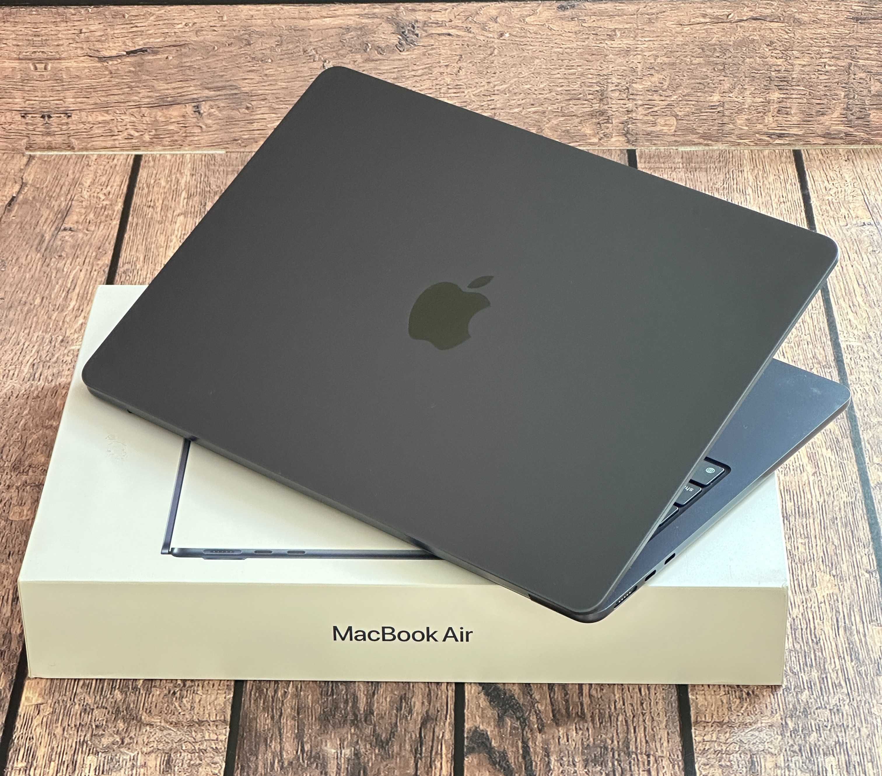 MacBook Air A3113 (13, 2024) M3/16/256Gb/NEW/OpenBox/Магазин/Гарантія!
