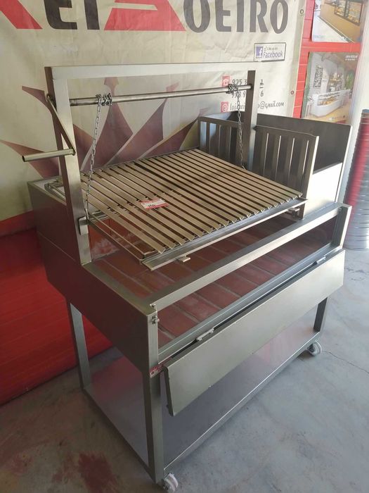 PARRILLA INOX A CARVÃO (1200x700x1500MM) - Valor c/ IVA