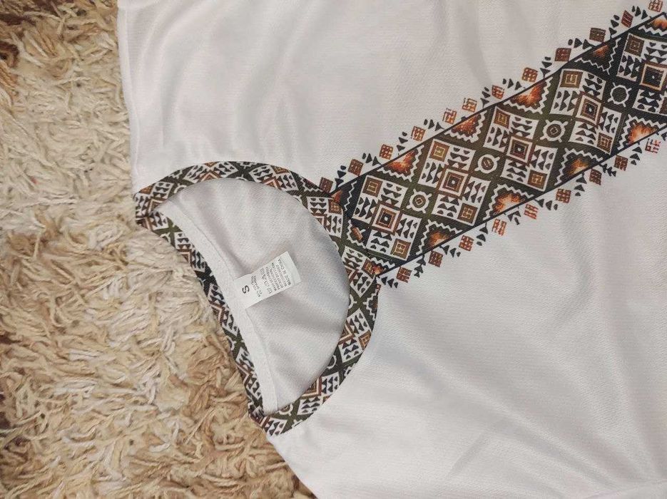 Футболка - вишиванка Сорочка з орнаментом Українська Легка Святкова